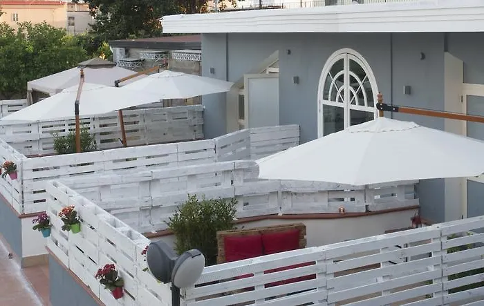 City Pompei Accommodations 3* Pompeya