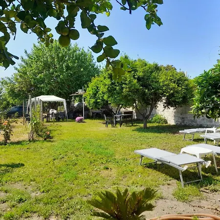 Oda ve Kahvaltı City Pompei Accommodations 2*