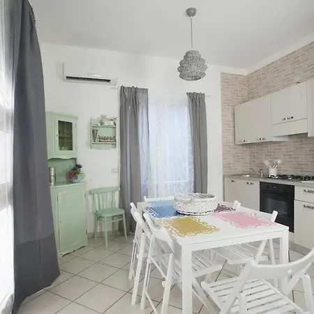 Oda ve Kahvaltı City Pompei Accommodations 2*